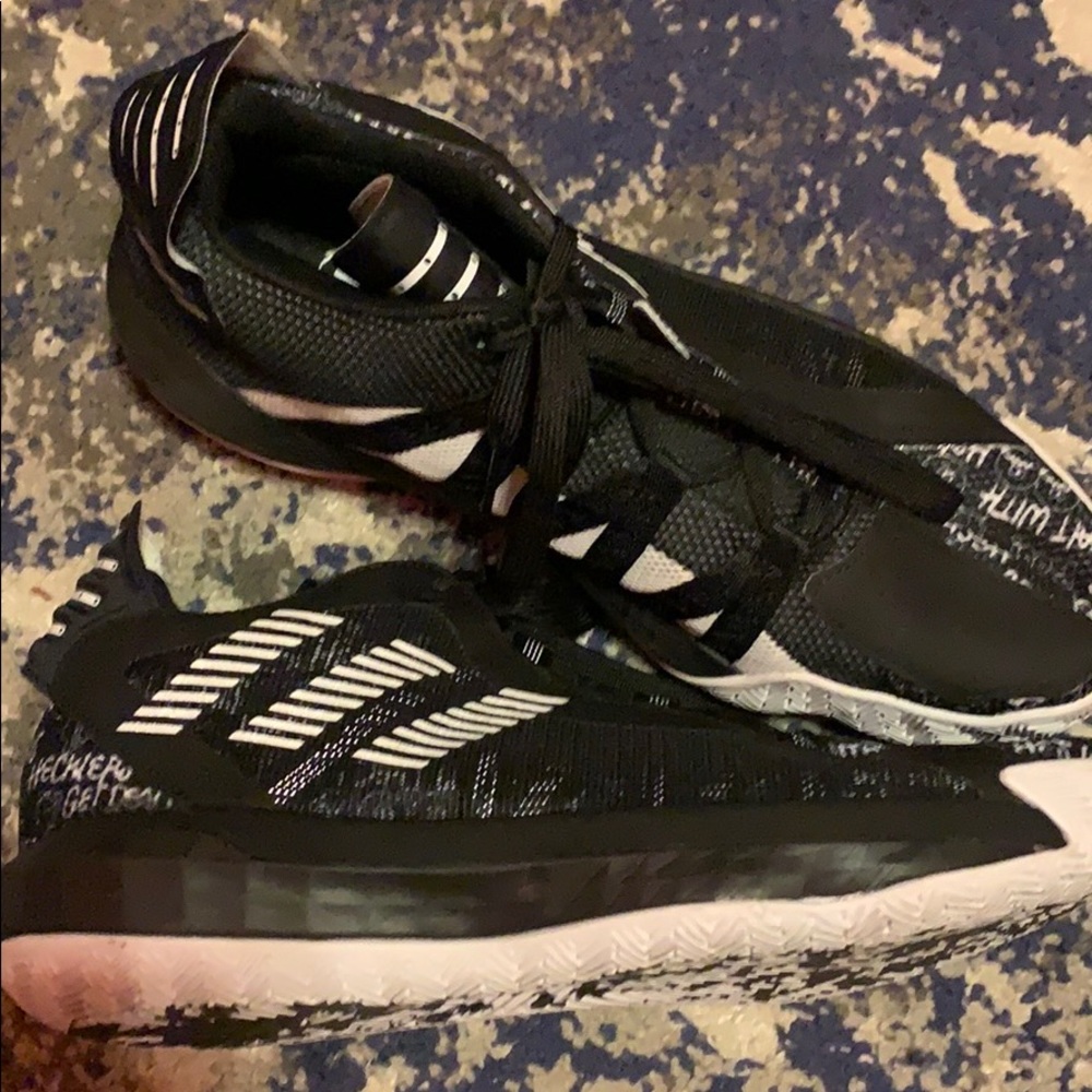 Men’s basketball adidas